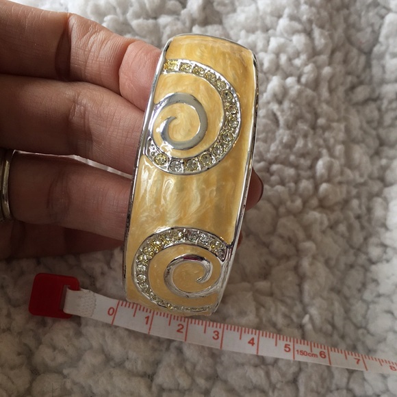 Bracelet - Picture 2 of 7